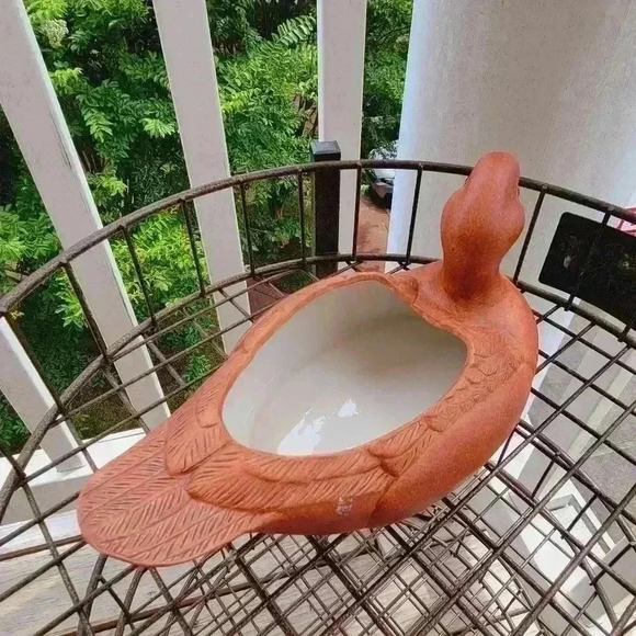 Vintage 1989 Porcelain Bisque Planter Wood Look F.T.D.A. Made In Taiwan - Picture 9 of 12